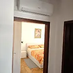 Maestral Fabijanic Apartment Pag Town