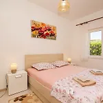Apartment Maestral Fabijanic Pag Town